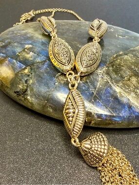 Vintage Gold-Tone Leaf Motif Tassel Necklace